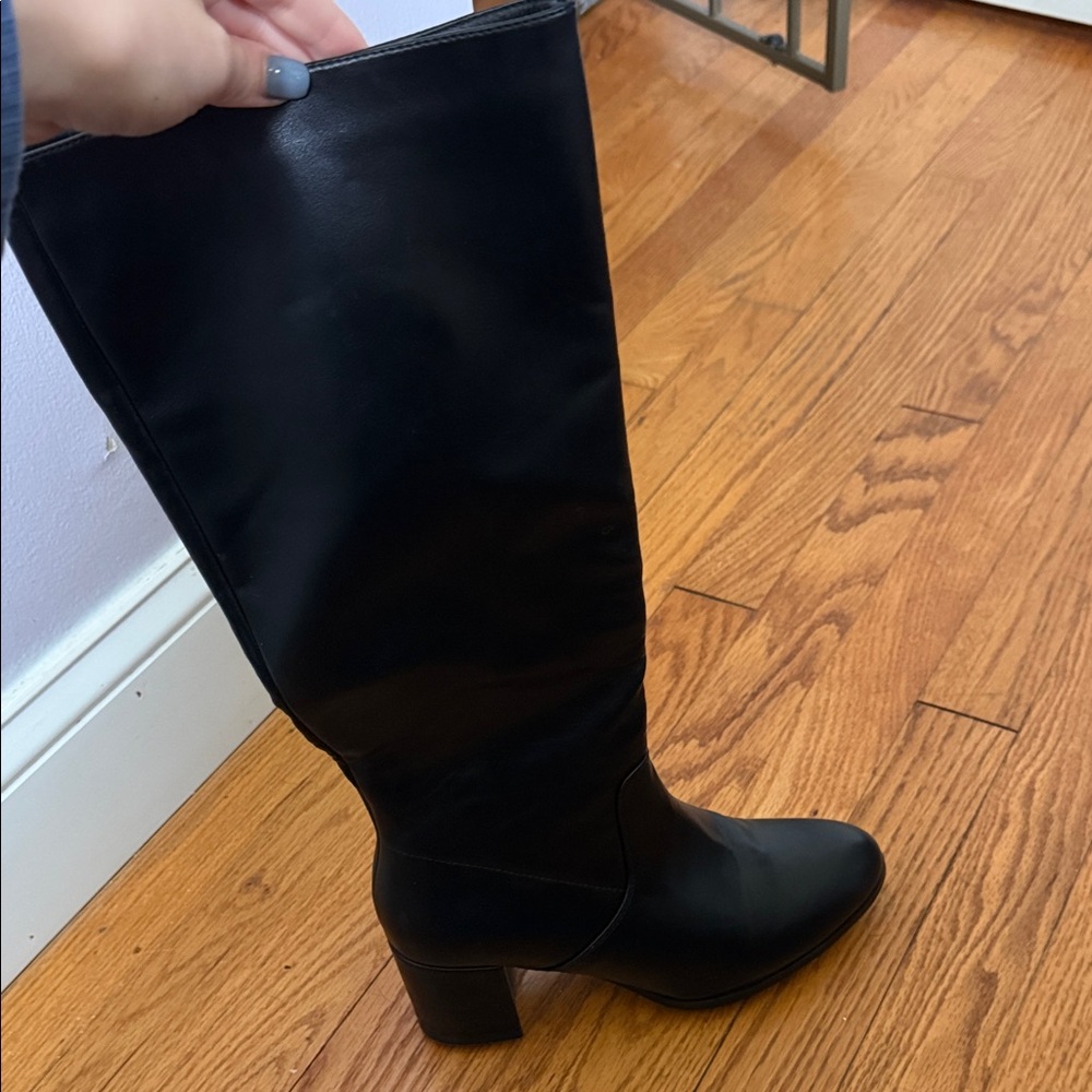 Black Knee-High Leather Boots